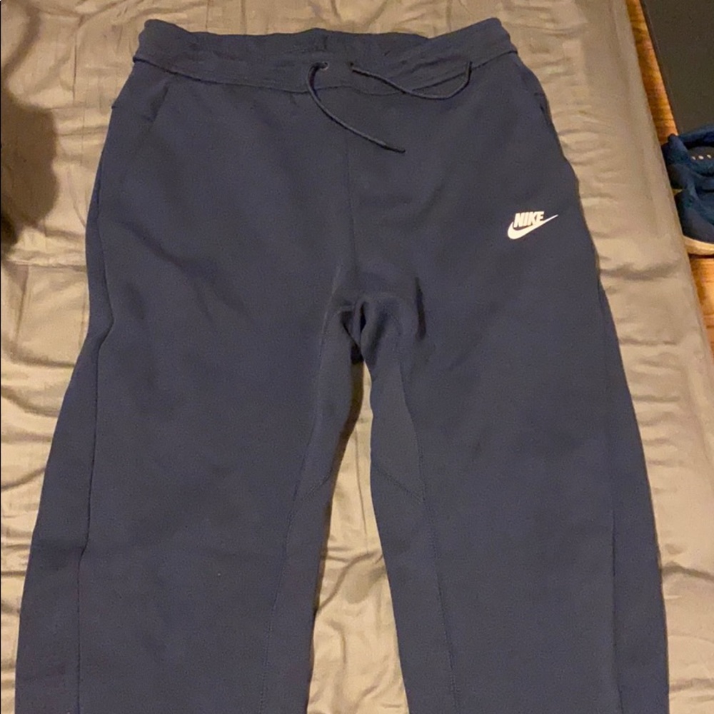Nike tech fleece pants
